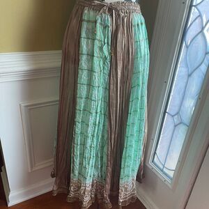 Natural Vintage 90s Maxi Gypsy green,brown Skirt 100% Silk Cottage size L